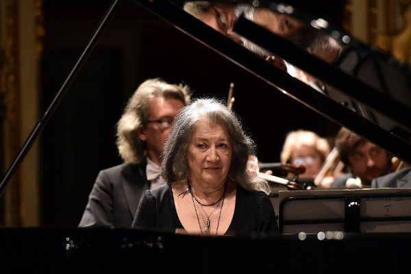 Martha Argerich, Filarmonica di S. Pietroburgo