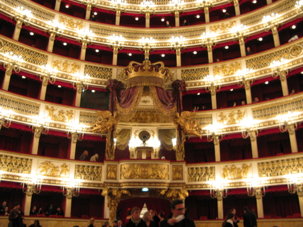 Il San Carlo di Napoli